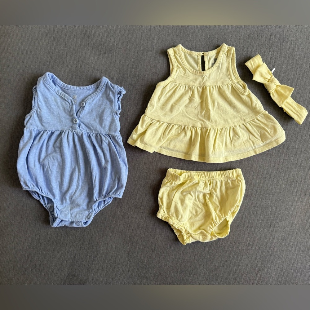 Baby Gap Summer Outfits 12-18 months